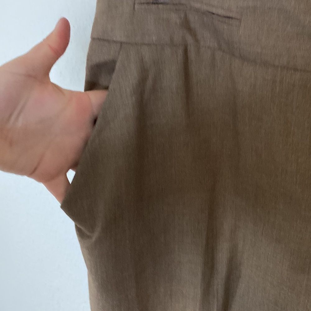Harve Bernard- womens brown slacks- Size 16 - Picture 5 of 7